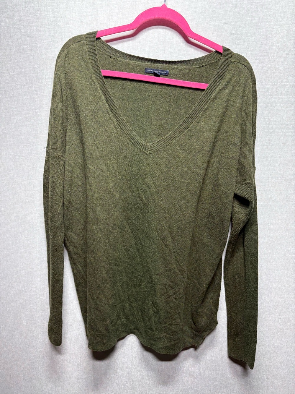 American Eagle Outfitters Olive V-Neck Long Sleeve Sweater